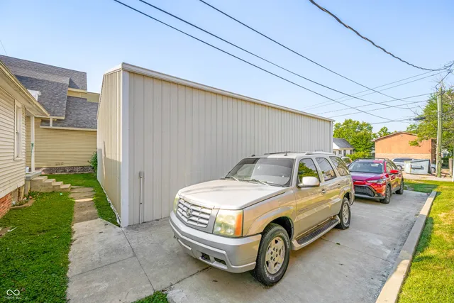 $165,000 | 317 North Walnut Street, Seymour, IN 47274