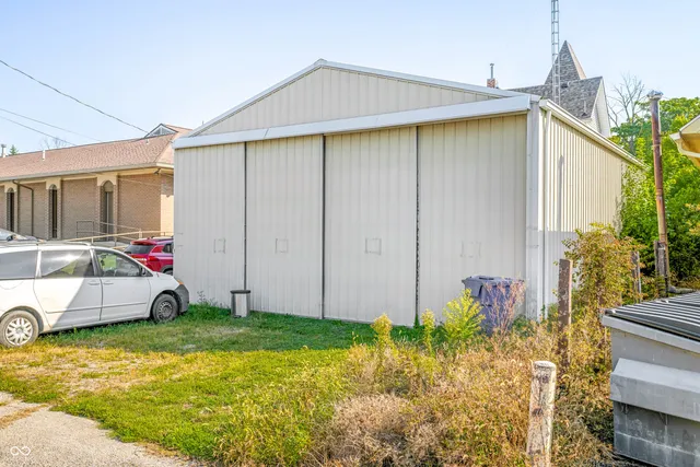 $165,000 | 317 North Walnut Street, Seymour, IN 47274