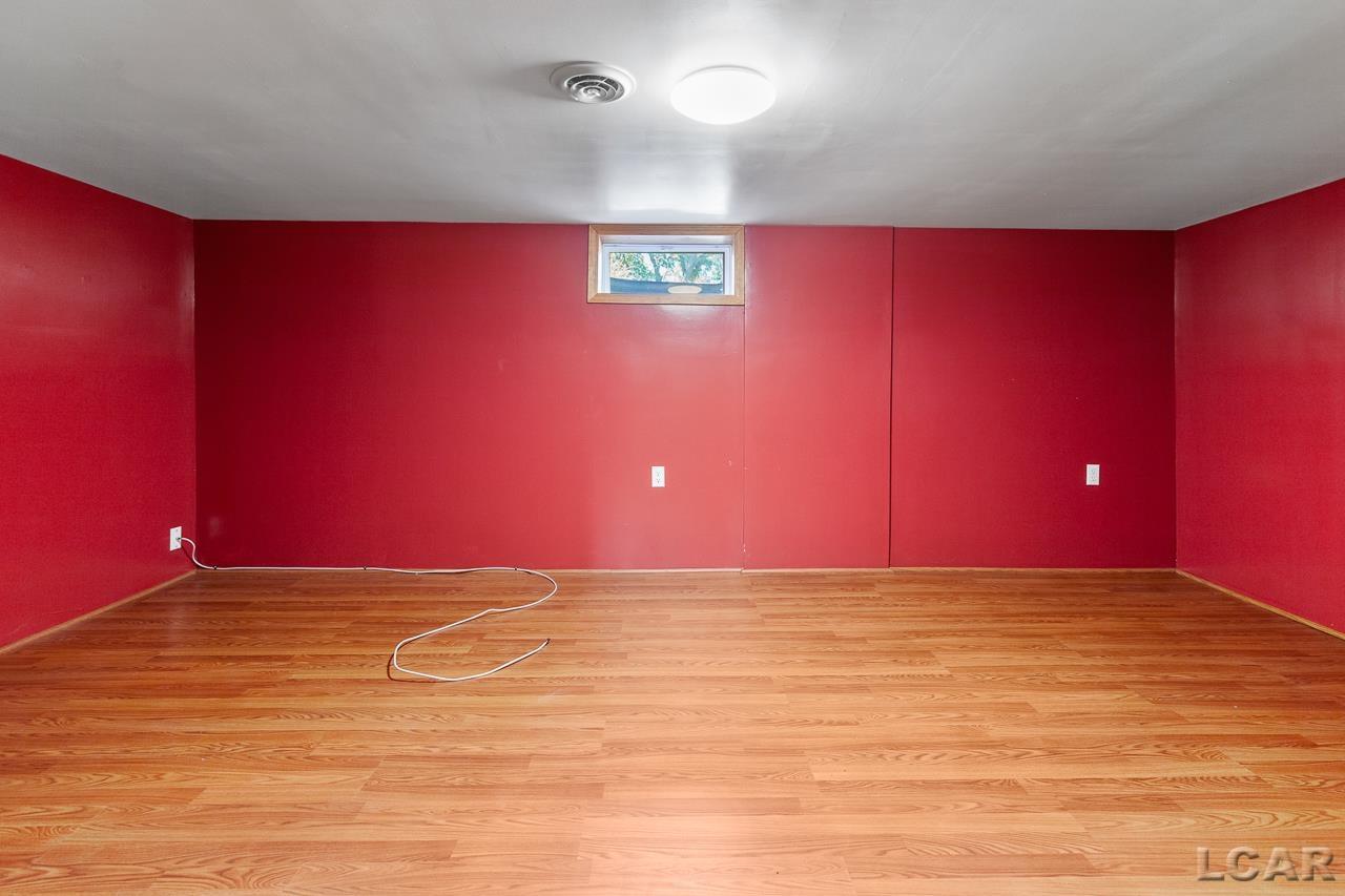 3904 Deerfield Road Adrian, MI 49221 - Photo 29 of 40 50147316-088bc57d-820a-4885-ad77-2ea5995e7154.JPG