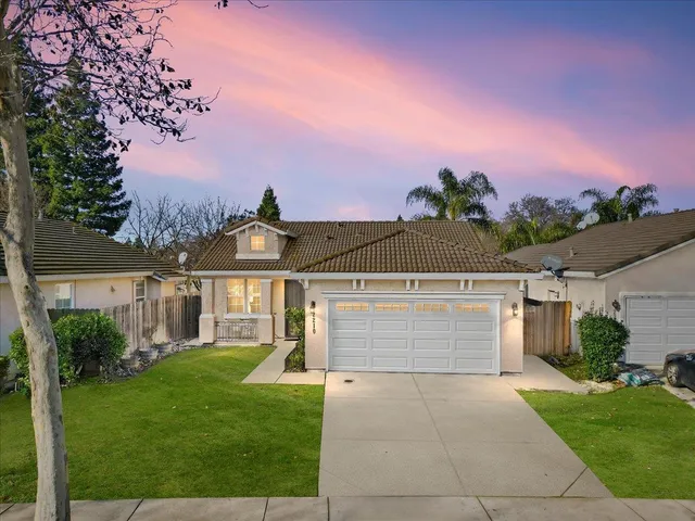 $489,900 | 2210 Geary Street, West Sacramento, CA 95691