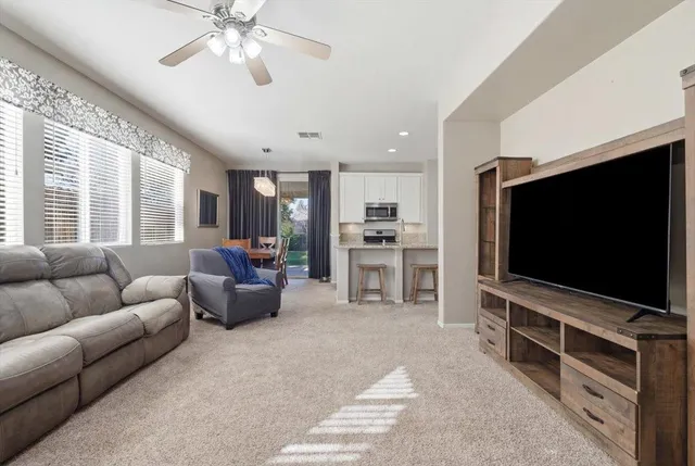 $489,900 | 2210 Geary Street, West Sacramento, CA 95691