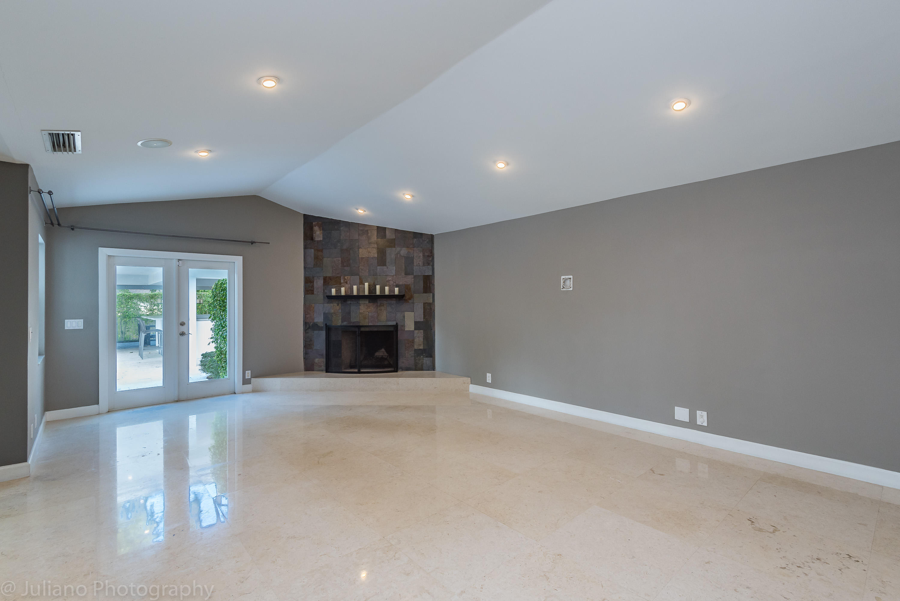 6813 Giralda Circle Boca Raton, FL 33433 - Photo 28 of 36 Family Room