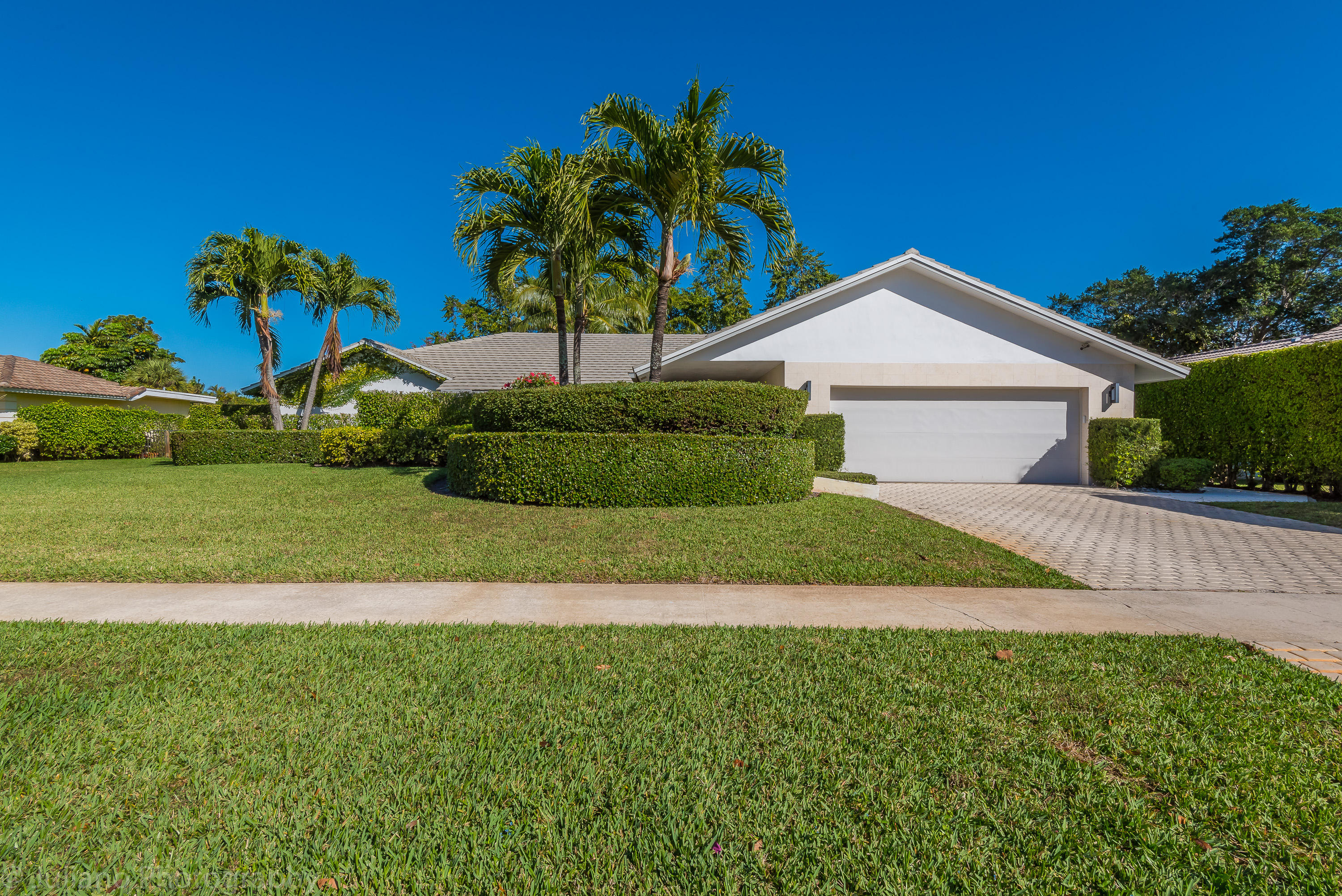 6813 Giralda Circle Boca Raton, FL 33433 - Photo 9 of 36 Front of House