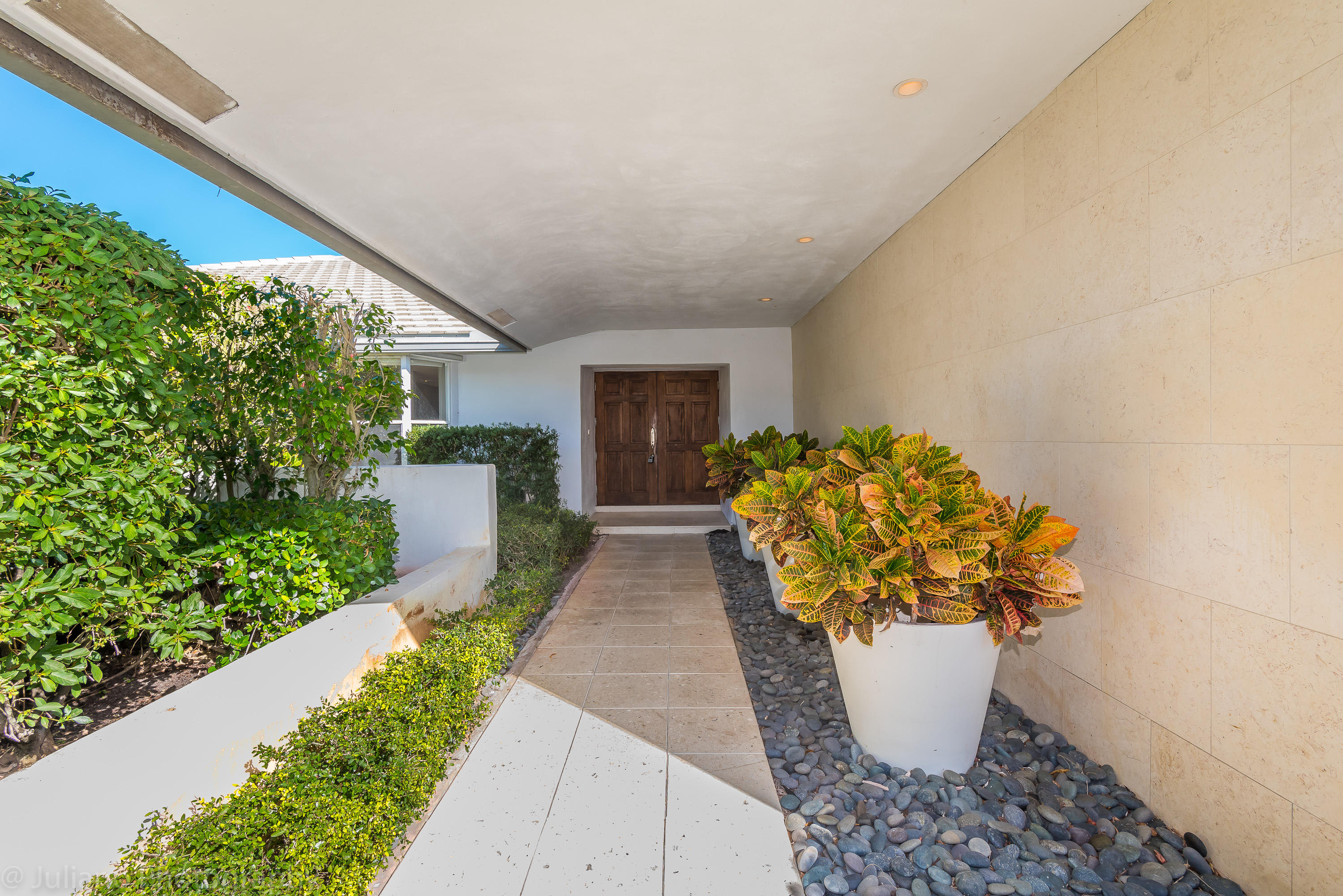 6813 Giralda Circle Boca Raton, FL 33433 - Photo 10 of 36 Front Door