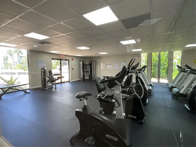 $2,500 | 8075 Southwest 107th Avenue, Unit 318, Miami, FL 33173