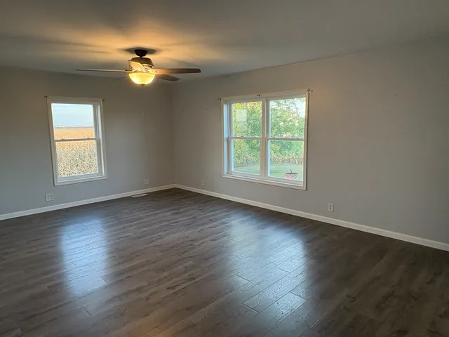 $384,900 | 1151 Melugins Grove Road, Compton, IL 61318