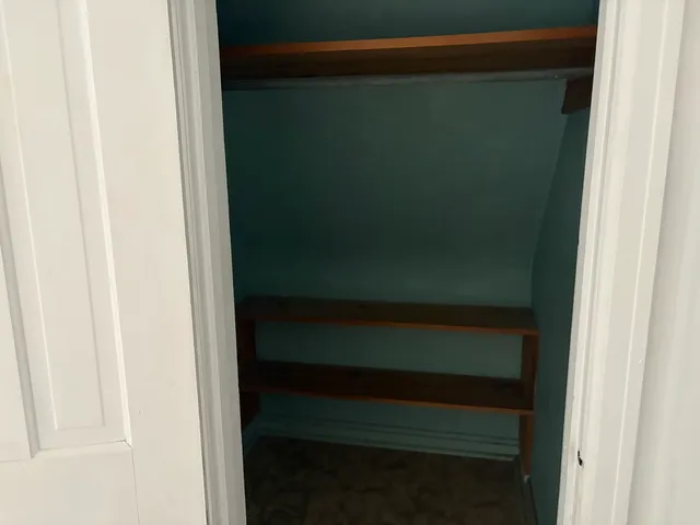 $384,900 | 1151 Melugins Grove Road, Compton, IL 61318