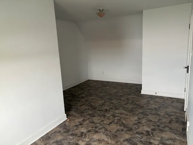 $384,900 | 1151 Melugins Grove Road, Compton, IL 61318