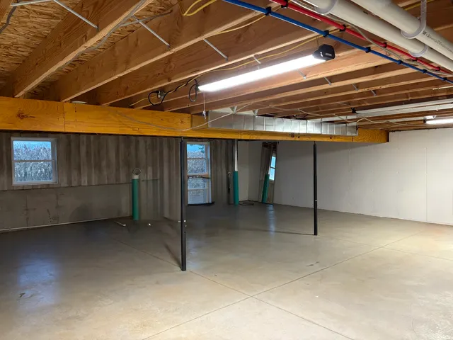 $384,900 | 1151 Melugins Grove Road, Compton, IL 61318