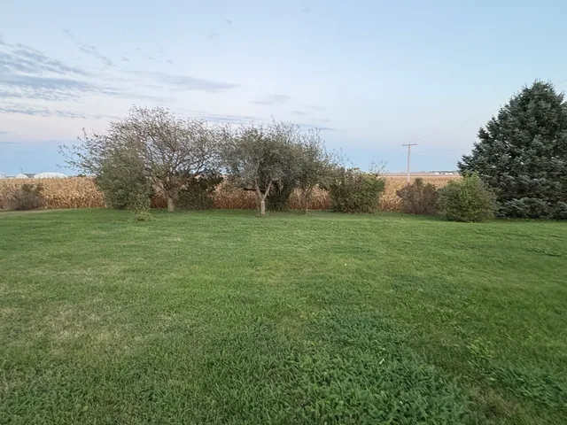 $384,900 | 1151 Melugins Grove Road, Compton, IL 61318