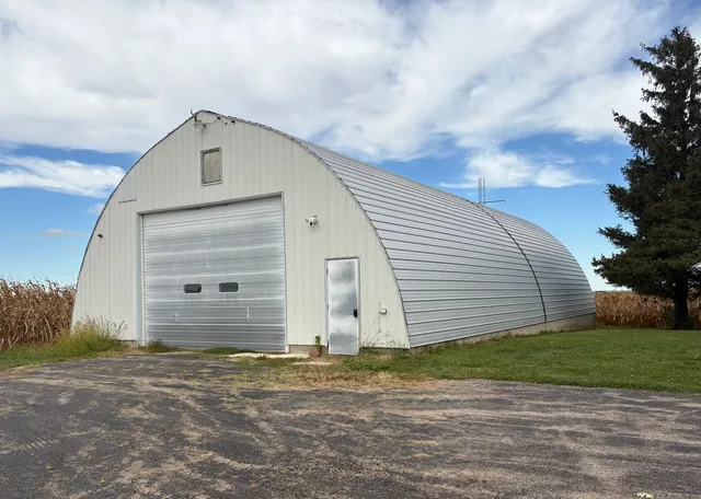 $384,900 | 1151 Melugins Grove Road, Compton, IL 61318