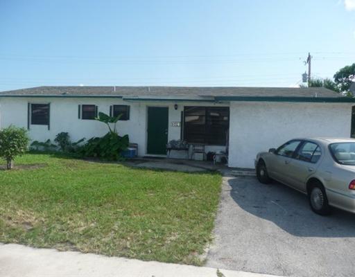 1121 West 23rd Street Riviera Beach, FL 33404 - Photo 1 of 1 Primary Photo