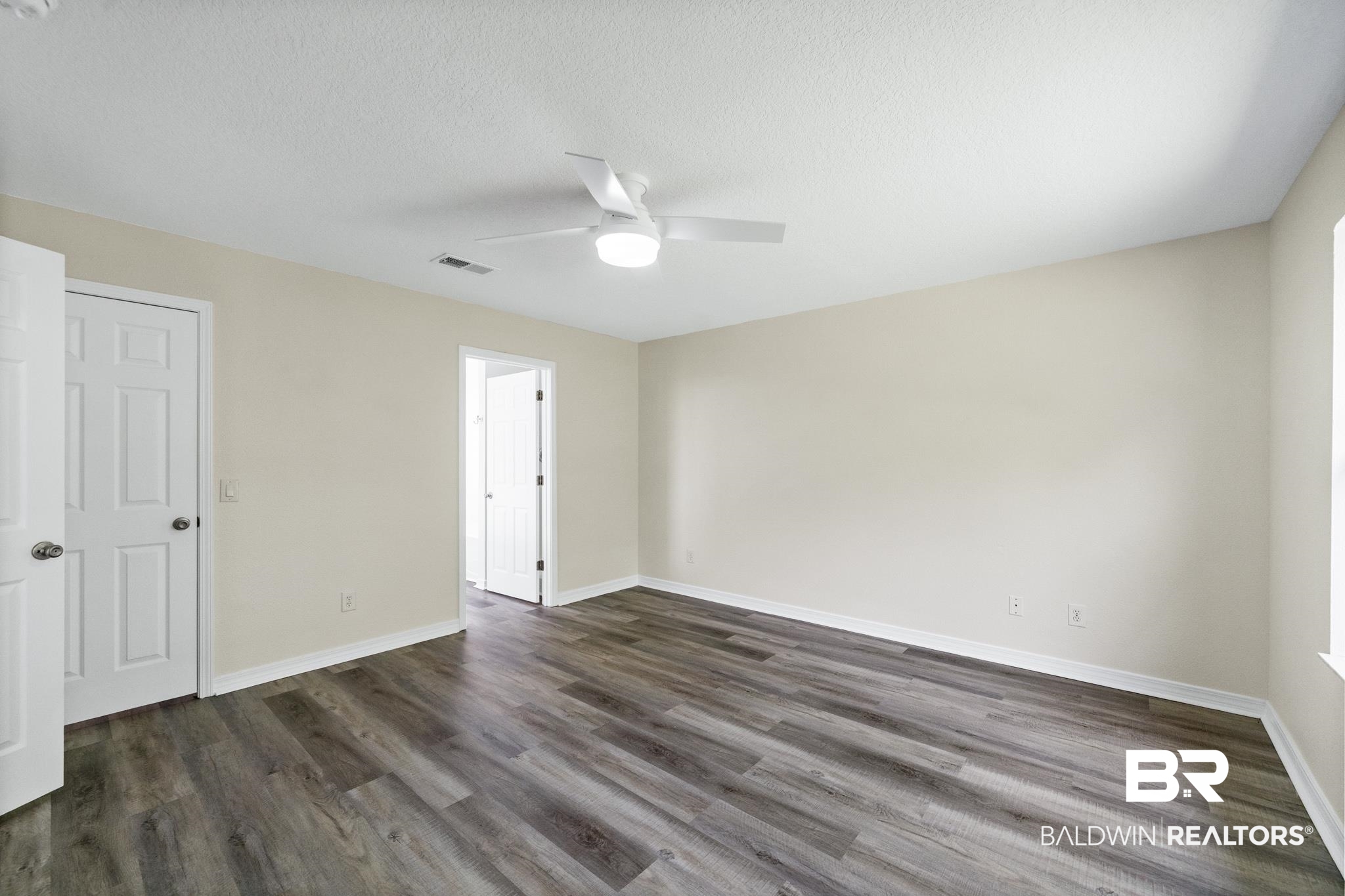 235 Woodsong Drive Foley, AL 36535 - Photo 13 of 25 Primary suite