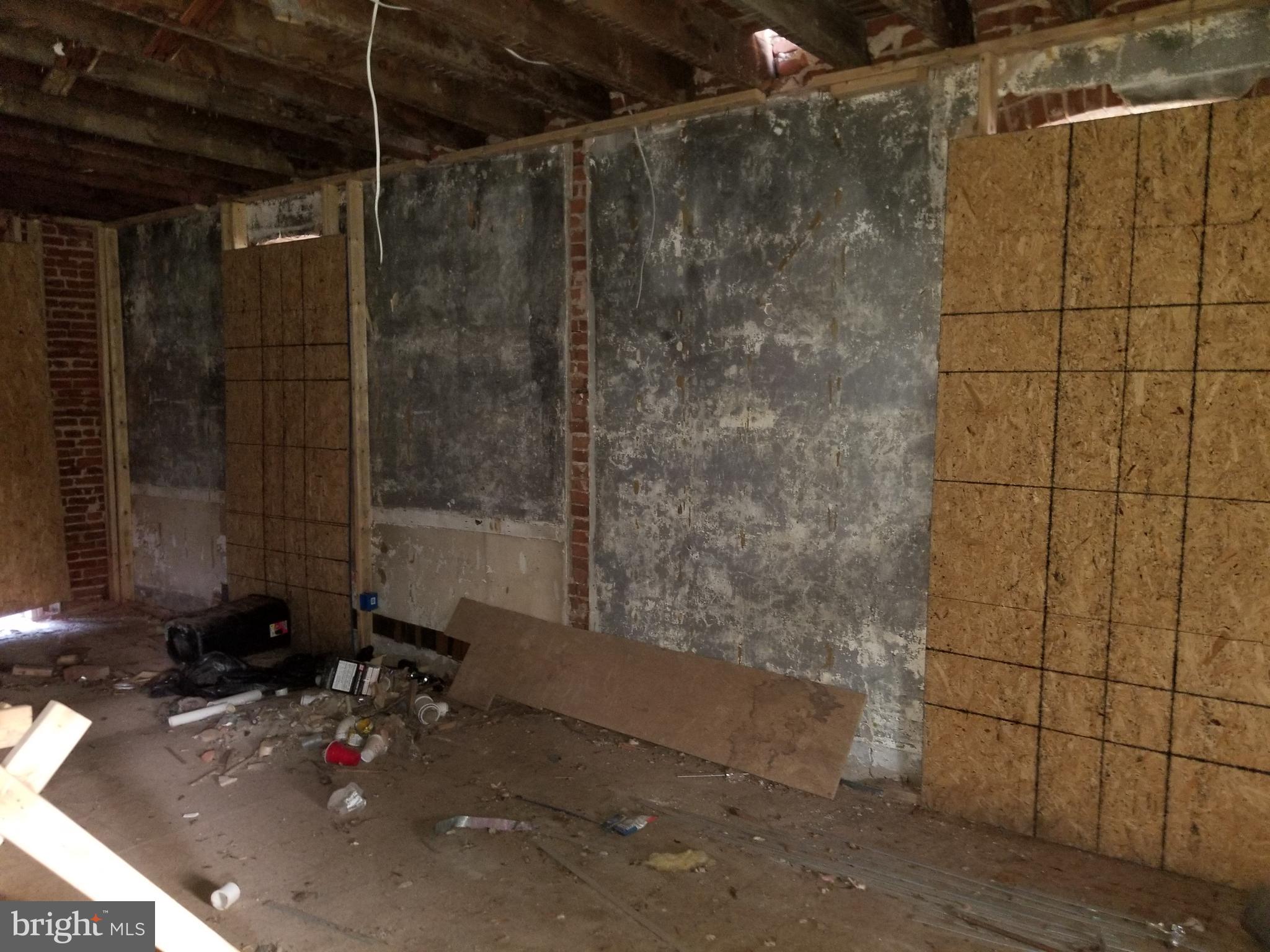4602 Pall Mall Road Baltimore, MD 21215 - Photo 3 of 8 Gallery Image 3
