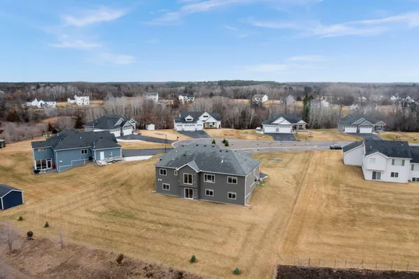 $639,900 | 23996 186th Street Northwest, Big Lake, MN 55309
