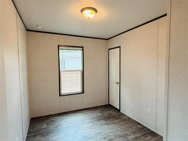 $152,900 | 3005 Elmwood Drive, Granbury, TX 76048