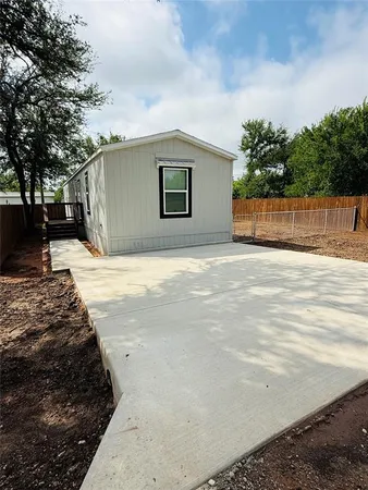 $152,900 | 3005 Elmwood Drive, Granbury, TX 76048