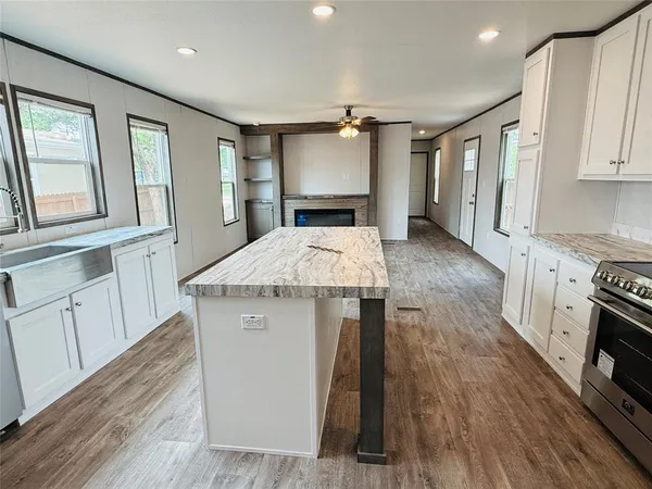 $152,900 | 3005 Elmwood Drive, Granbury, TX 76048