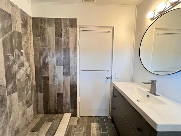 $1,700 | 107 Oakland Drive, DeLand, FL 32720