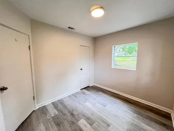 $1,700 | 107 Oakland Drive, DeLand, FL 32720