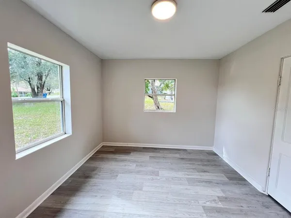 $1,700 | 107 Oakland Drive, DeLand, FL 32720