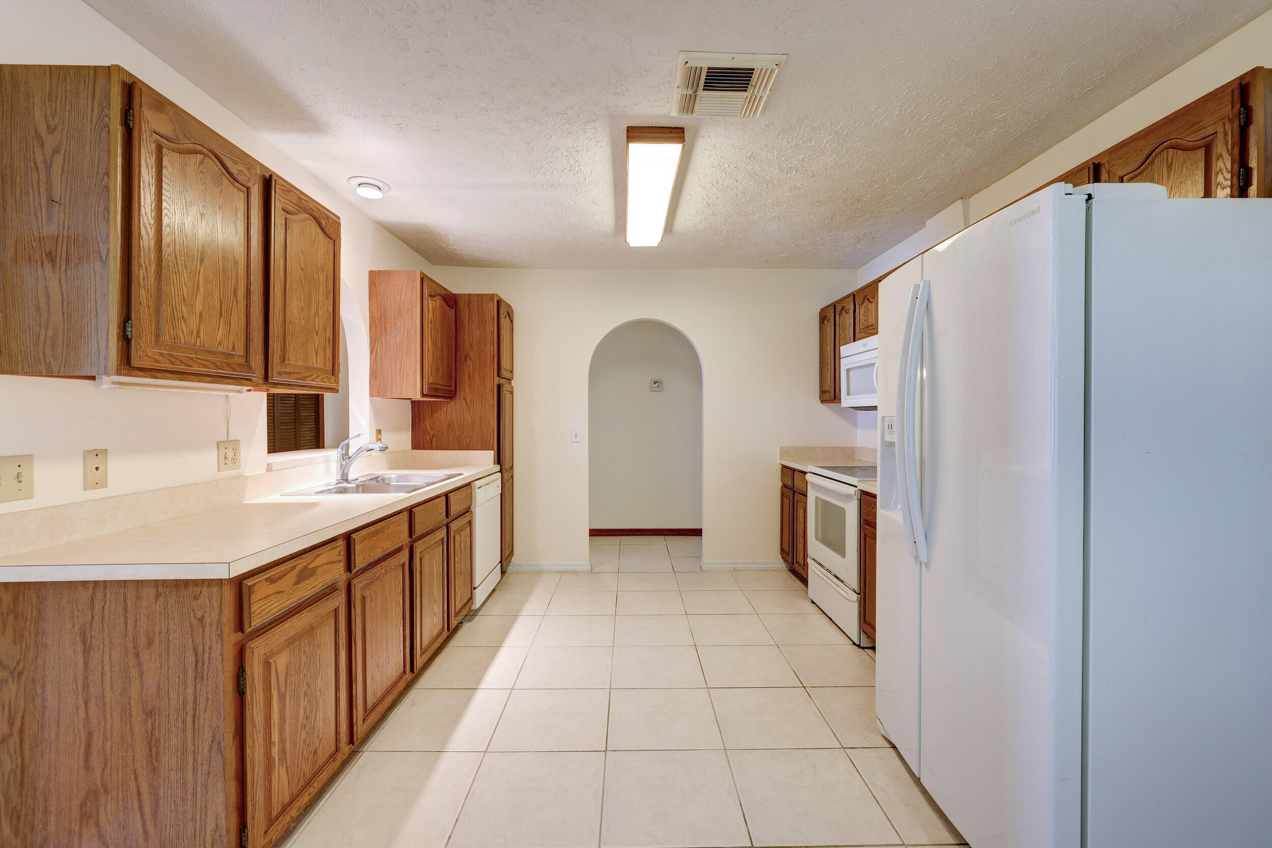 2630 Southwest Ace Road Port St. Lucie, FL 34953 - Photo 9 of 31 KITCHEN