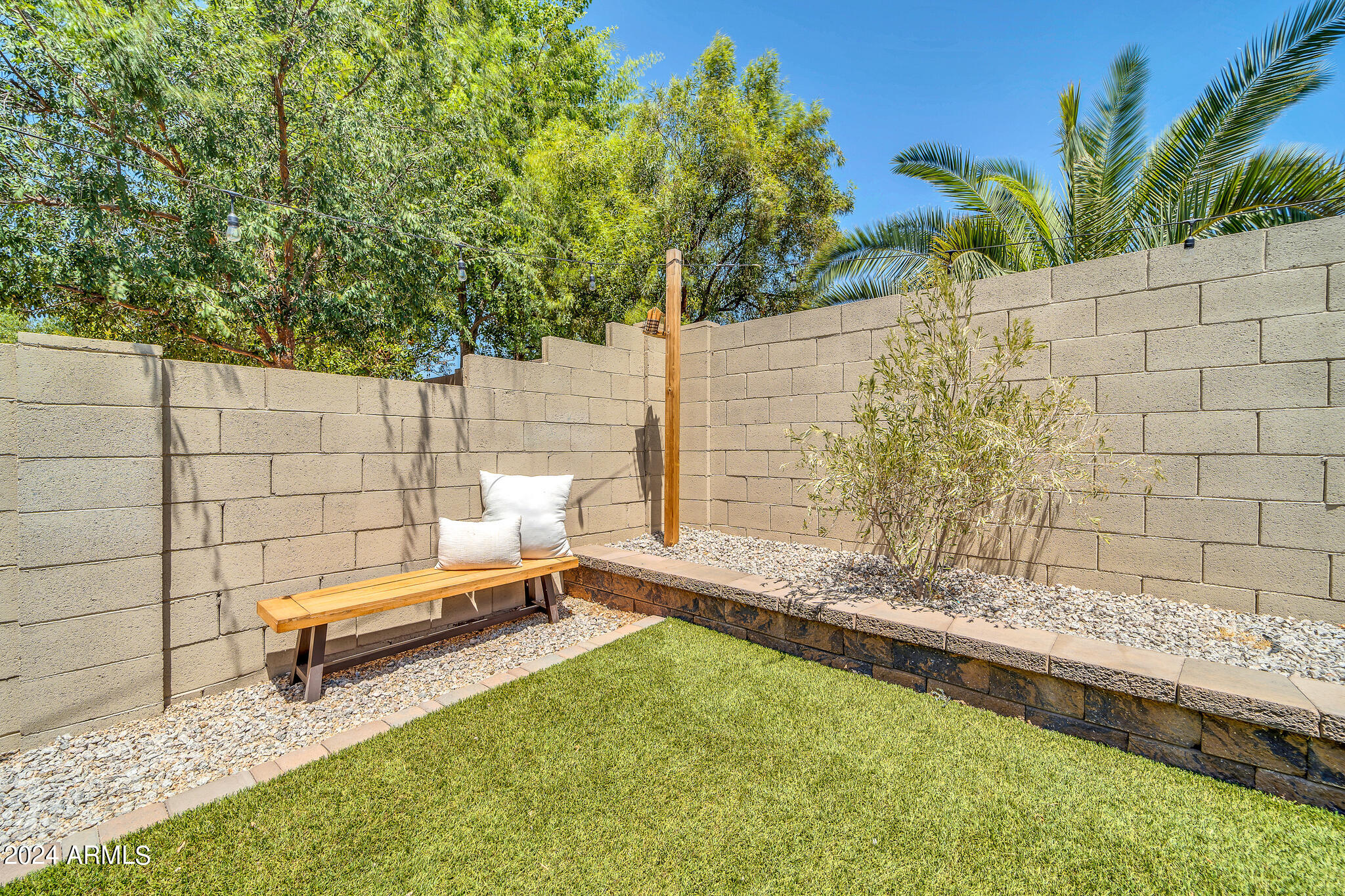 15310 West Wethersfield Road Surprise, AZ 85379 - Photo 19 of 38 15310 W Wethersfield Rd-25