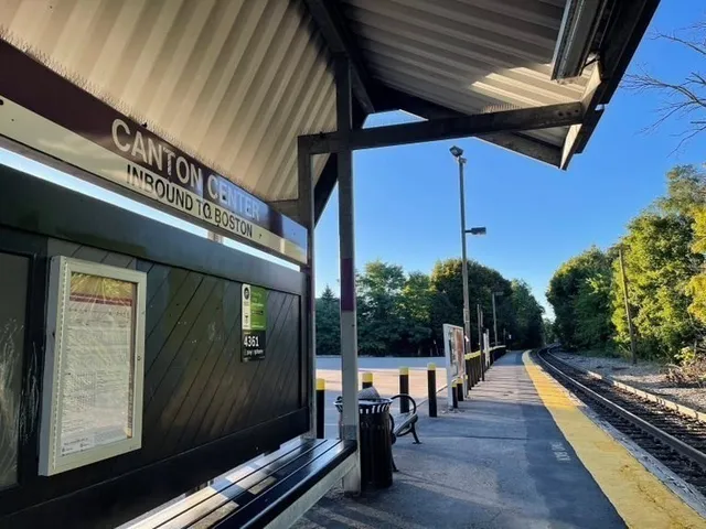 $2,590 | 101 Bolivar Street, Unit 1, Canton, MA 02021