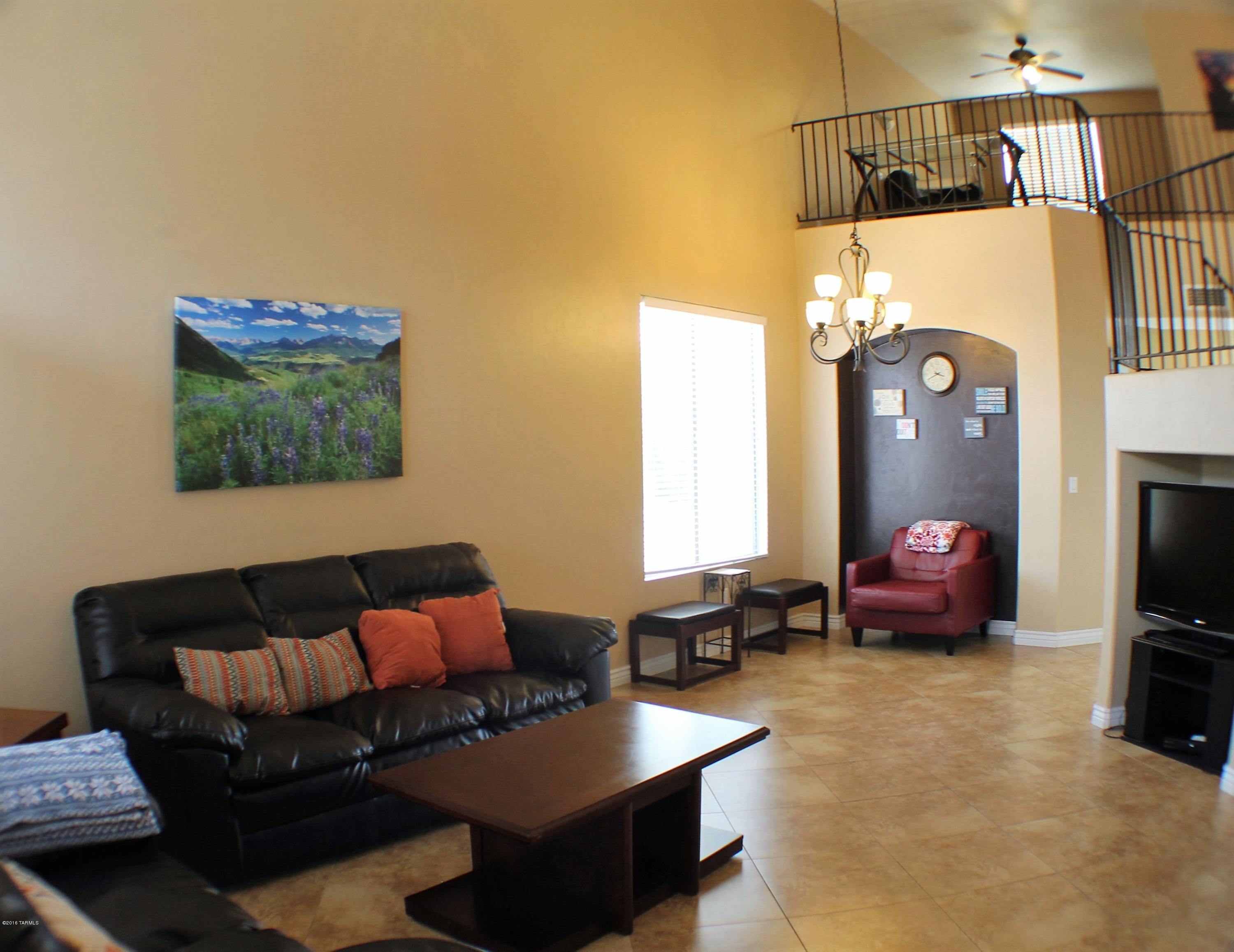 8848 East Meadow Spring Place Tucson, AZ 85747 - Photo 4 of 50