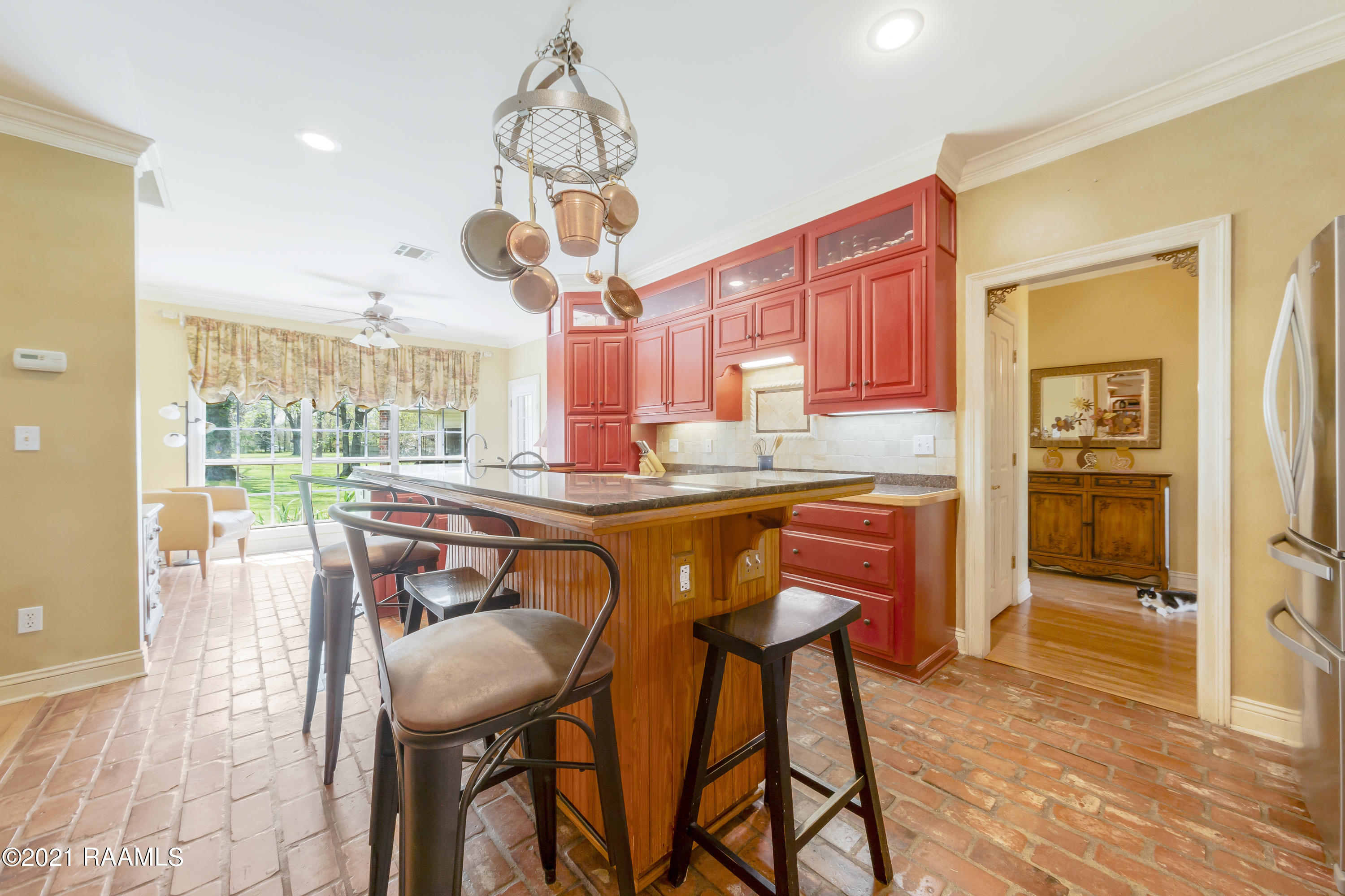 404 Teljean Road Lafayette, LA 70503 - Photo 7 of 50 Gallery Image 7