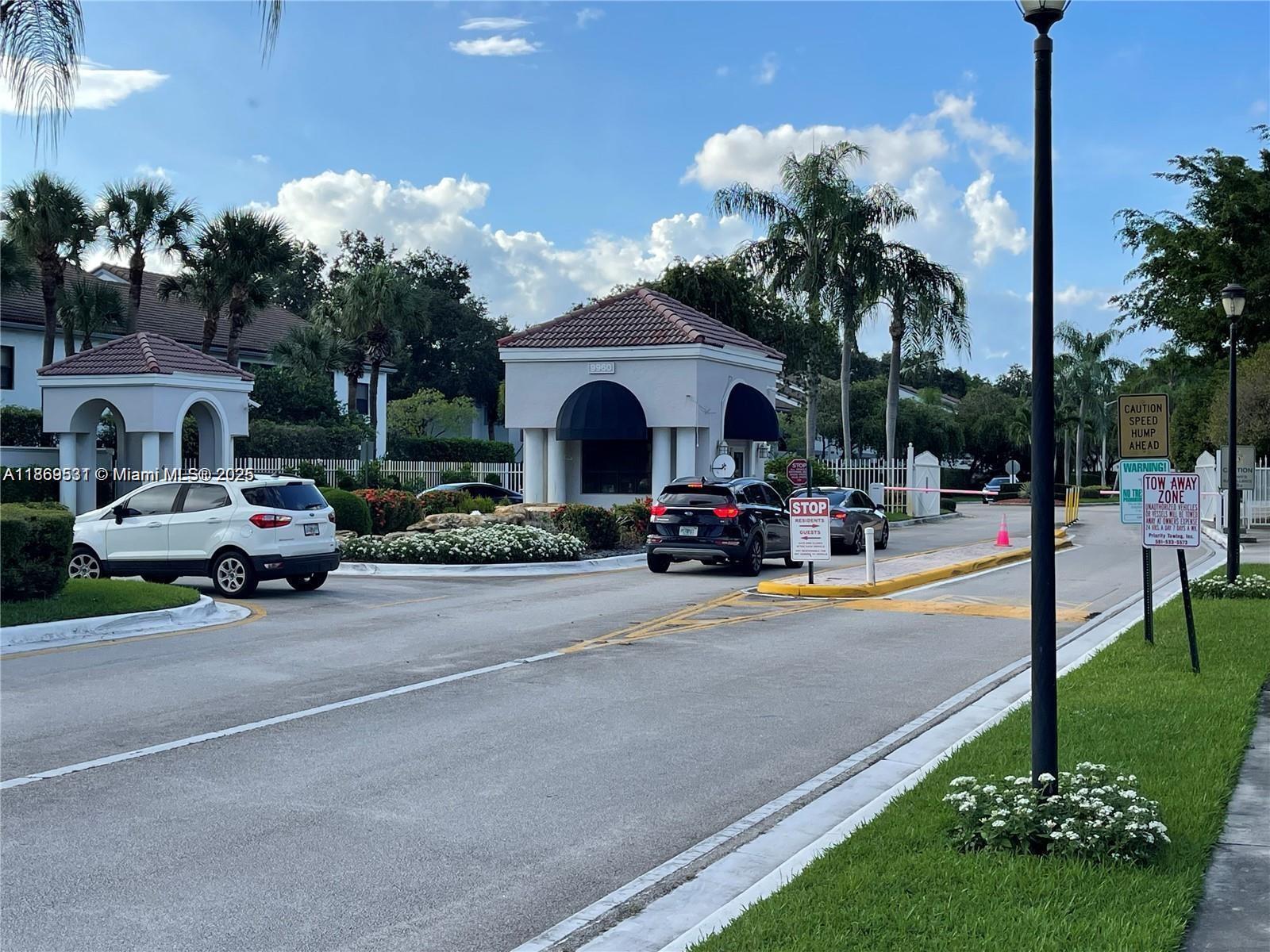 5133 Brisata Circle, Unit L Boynton Beach, FL 33437 - Photo 4 of 42