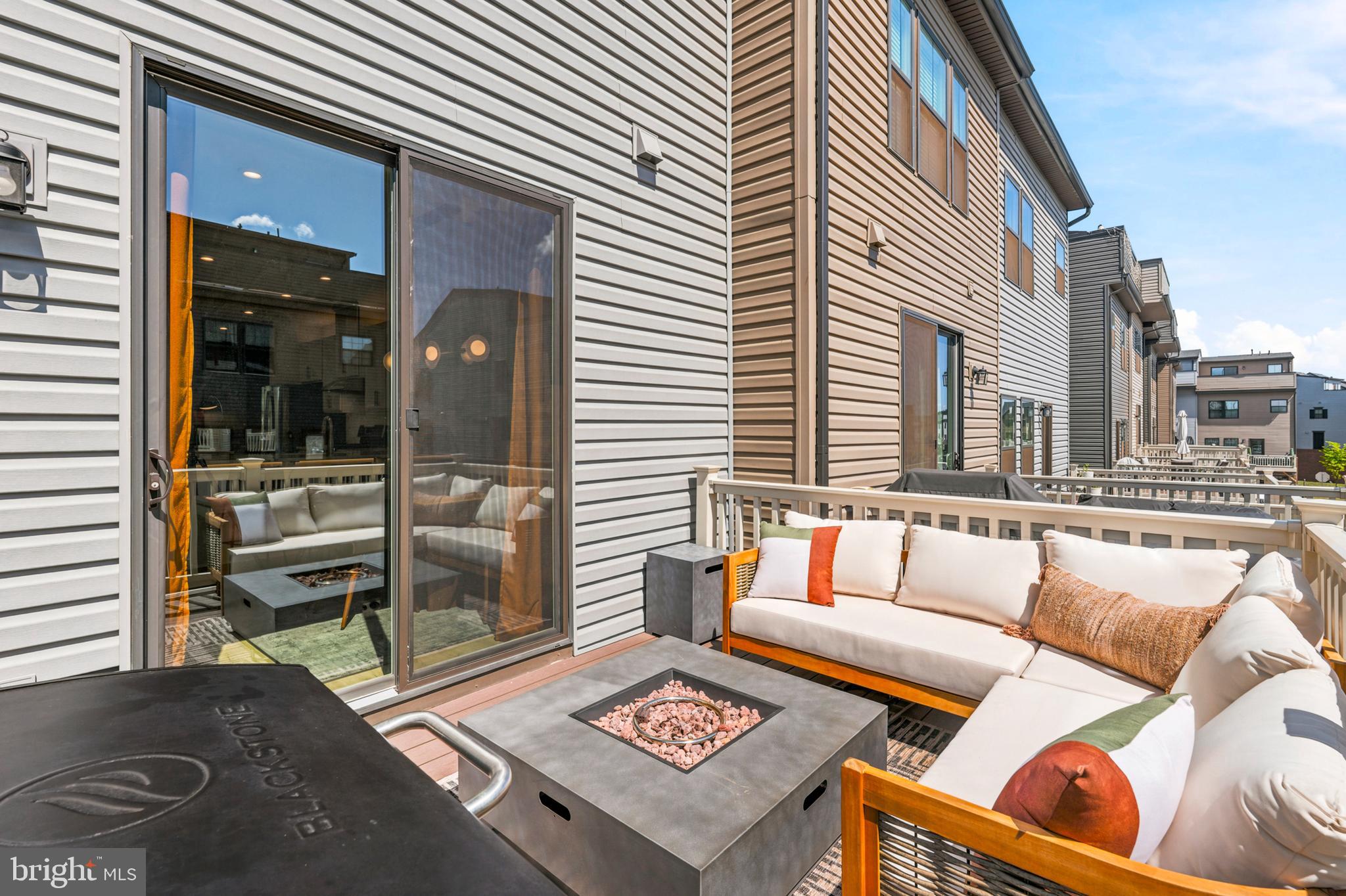 14016 Airfoil Road Herndon, VA 20171 - Photo 16 of 45