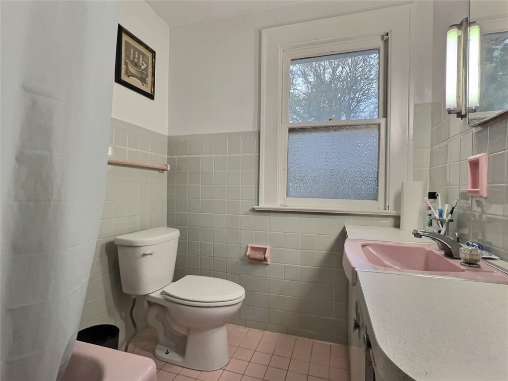 238 Seymour Road Irondequoit, NY 14609 - Photo 19 of 20