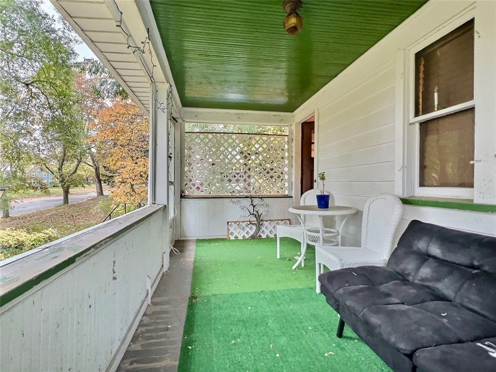 238 Seymour Road Irondequoit, NY 14609 - Photo 2 of 20