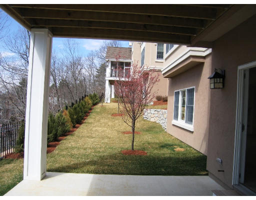 287-47 Langley Road, Unit 47 Newton, MA 02459 - Photo 3 of 4