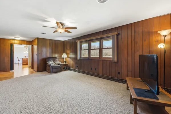 $359,900 | 3300 Caroline Drive, Joliet, IL 60435