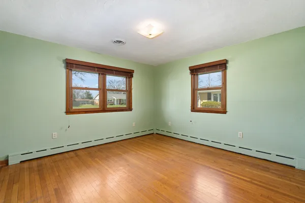 $359,900 | 3300 Caroline Drive, Joliet, IL 60435