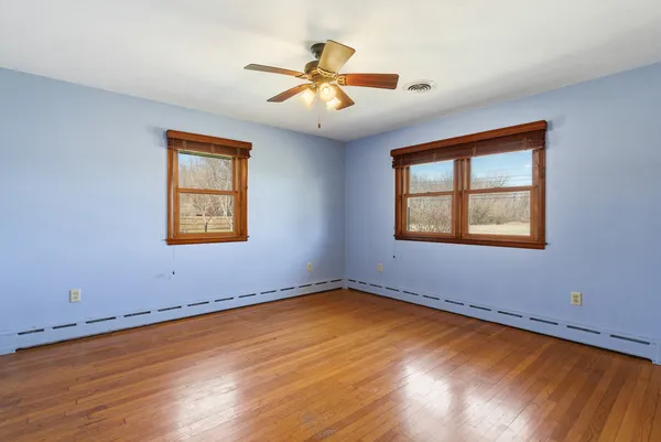 $359,900 | 3300 Caroline Drive, Joliet, IL 60435