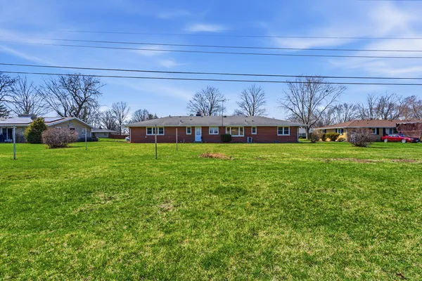$359,900 | 3300 Caroline Drive, Joliet, IL 60435