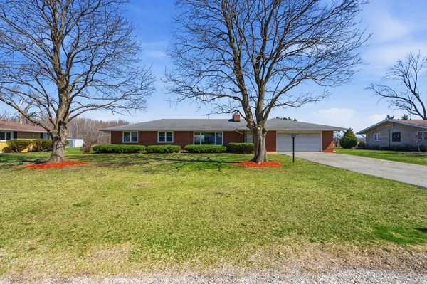 $359,900 | 3300 Caroline Drive, Joliet, IL 60435