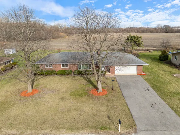 $359,900 | 3300 Caroline Drive, Joliet, IL 60435