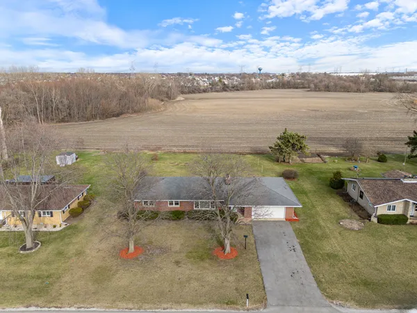 $359,900 | 3300 Caroline Drive, Joliet, IL 60435