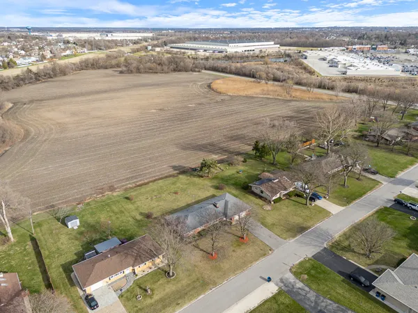 $359,900 | 3300 Caroline Drive, Joliet, IL 60435