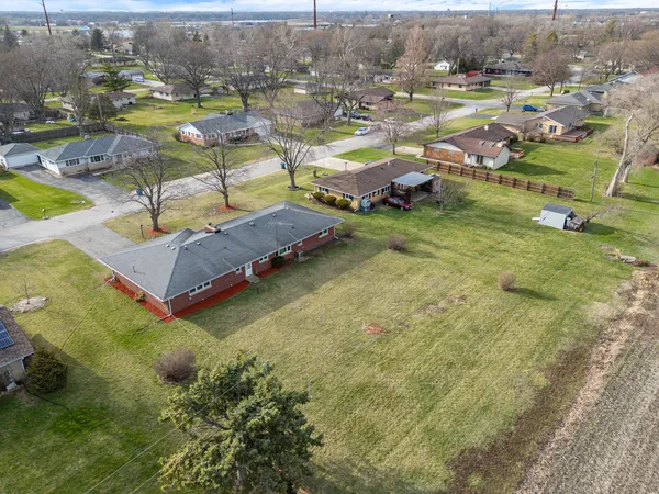 $359,900 | 3300 Caroline Drive, Joliet, IL 60435