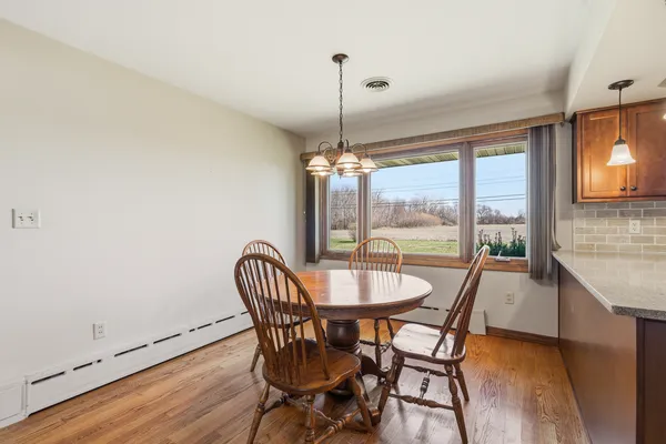 $359,900 | 3300 Caroline Drive, Joliet, IL 60435