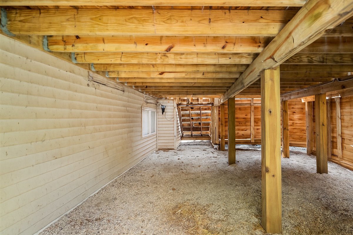 2172 Prairie Trail Round Lake Heights, IL 60073 - Photo 18 of 28 a view of empty room with wooden floor