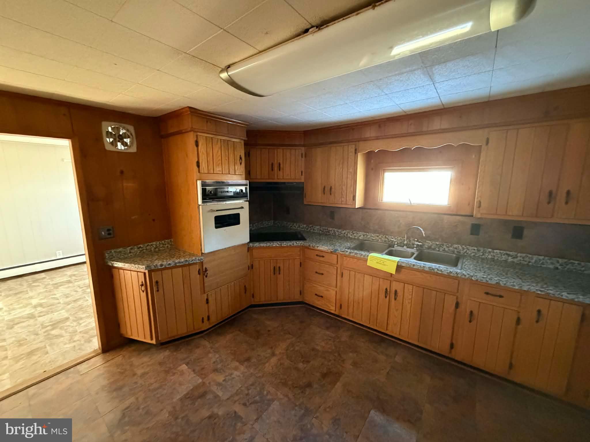 7366 River Road Westover, MD 21871 - Photo 9 of 21 Kitchen