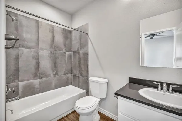 $1,700 | 207 Peruna Drive, Marble Falls, TX 78654