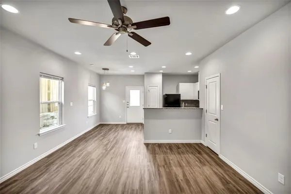 $1,700 | 207 Peruna Drive, Marble Falls, TX 78654