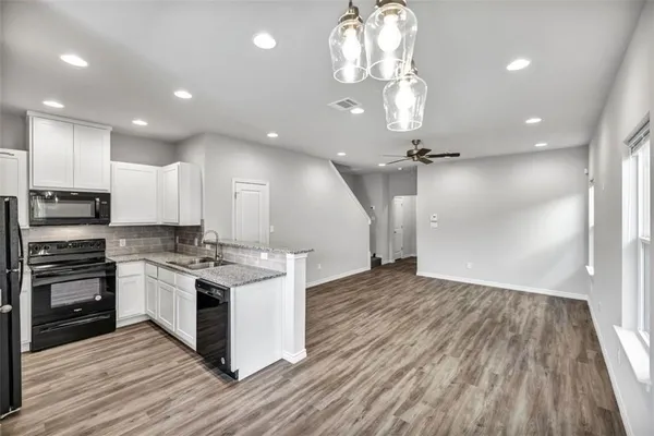 $1,700 | 207 Peruna Drive, Marble Falls, TX 78654